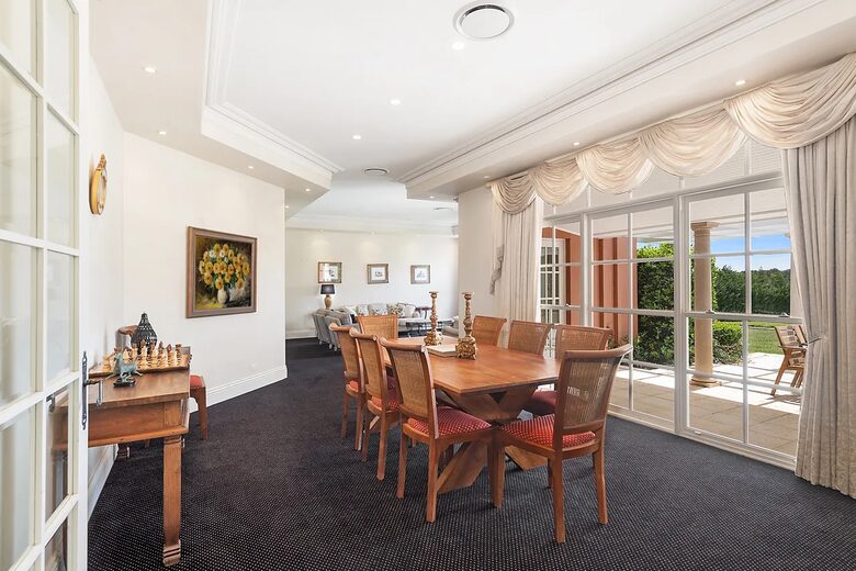 A Grand Retreat on 100 Rolling Acres - Moss Vale, Australia