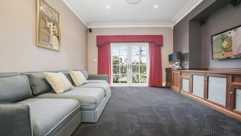 A Grand Retreat on 100 Rolling Acres - Moss Vale, Australia