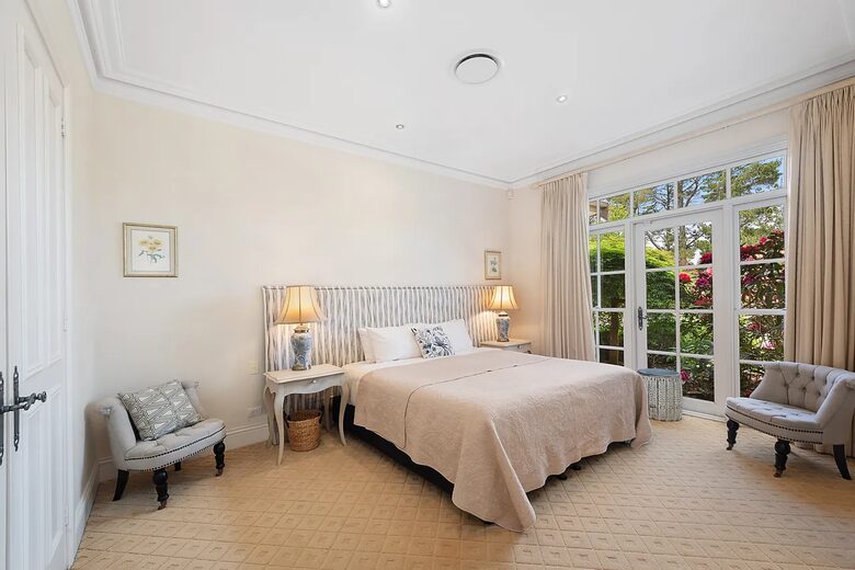 A Grand Retreat on 100 Rolling Acres - Moss Vale, Australia