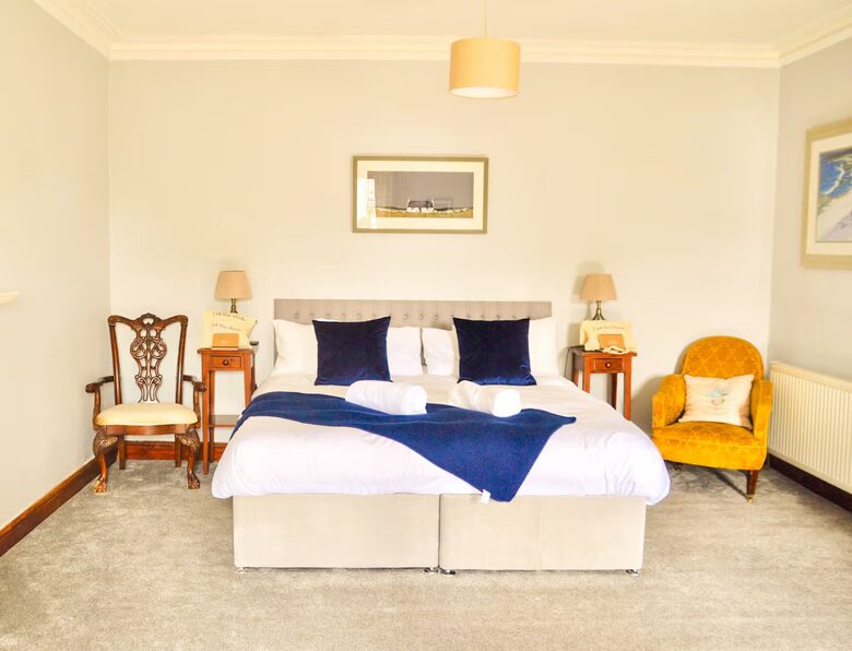 Elegant Countryside Estate with Rare Architectural Heritage - Dunoon, United Kingdom