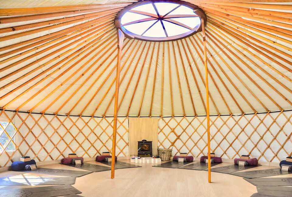 Elegant Countryside Estate with Rare Architectural Heritage - Dunoon, United Kingdom