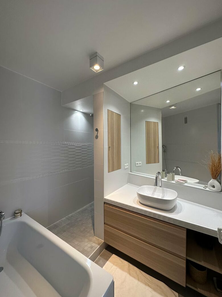 Elevated Paris Apartment with Panoramic Eiffel Tower view! - Paris, France