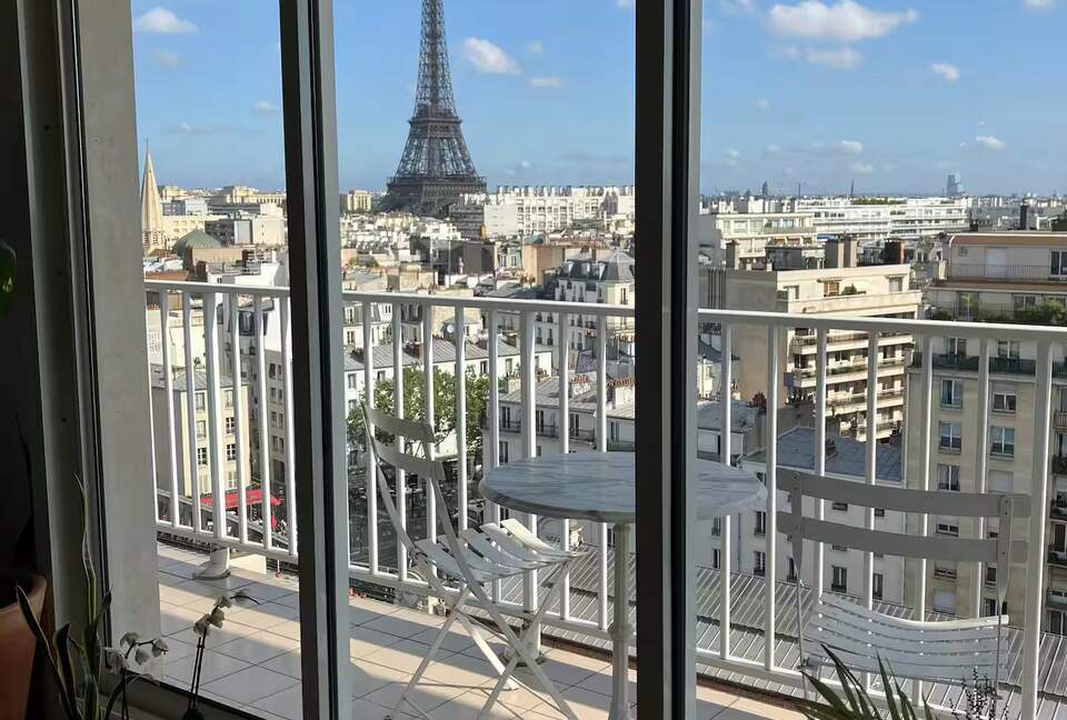 Elevated Paris Apartment with Panoramic Eiffel Tower view! - Paris, France