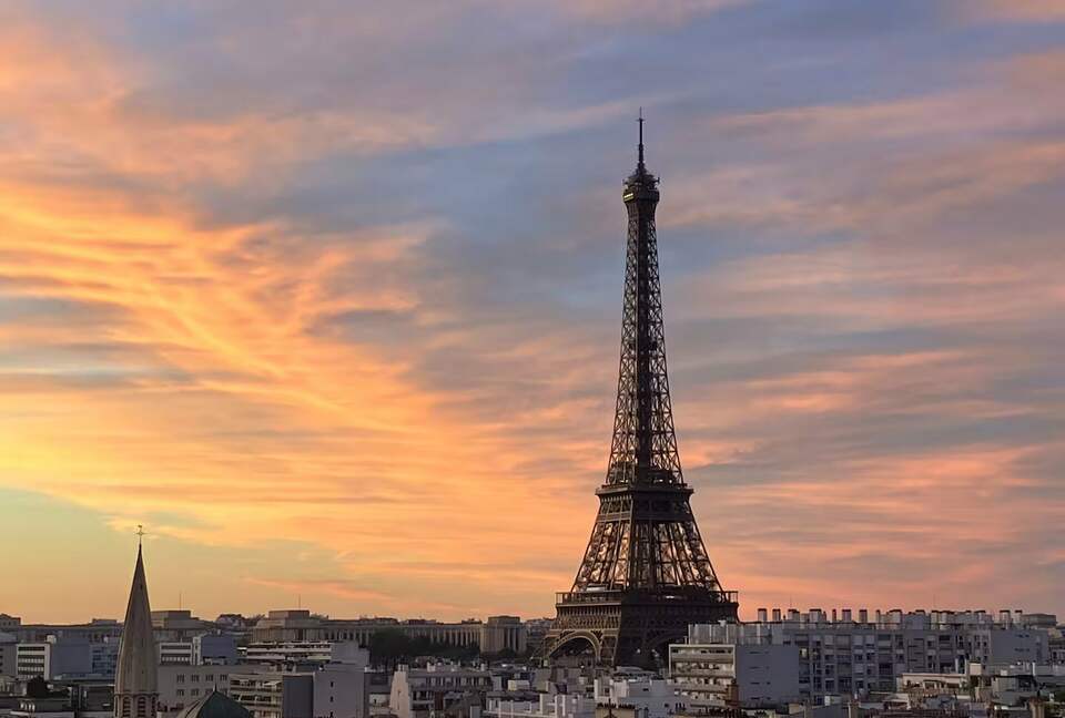 Elevated Paris Apartment with Panoramic Eiffel Tower view! - Paris, France