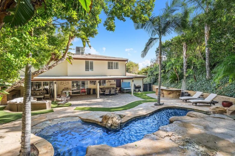 Resort Like Property in Los Angeles - Woodland Hills, California