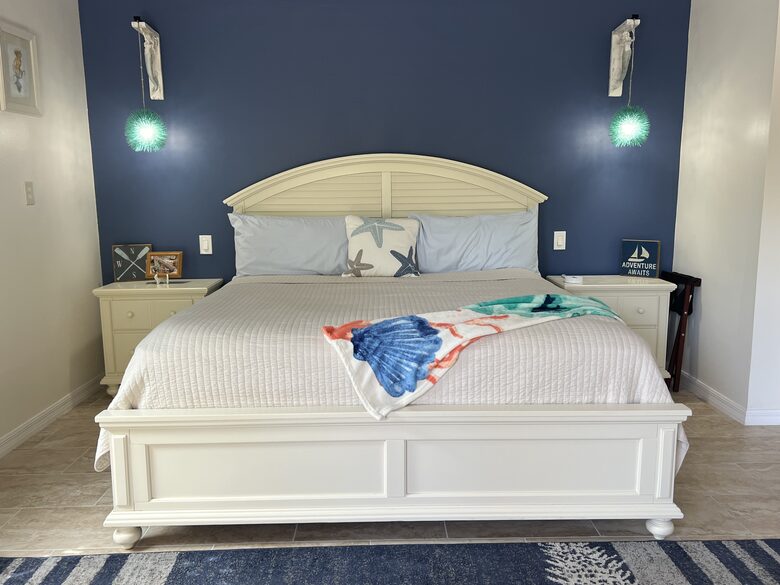 Stylish Canalfront Escape with Exceptional Amenities - Hernando Beach, Florida