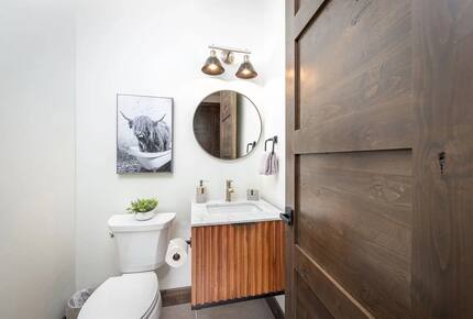 Upscale Escape Near Glacier National Park - Whitefish, Montana