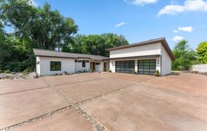 Graceful Living on Over Three Acres in Idaho Wine Country - Nampa, Idaho