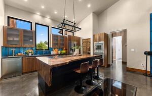 Graceful Living on Over Three Acres in Idaho Wine Country - Nampa, Idaho