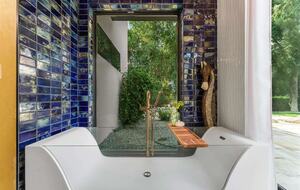 Graceful Living on Over Three Acres in Idaho Wine Country - Nampa, Idaho