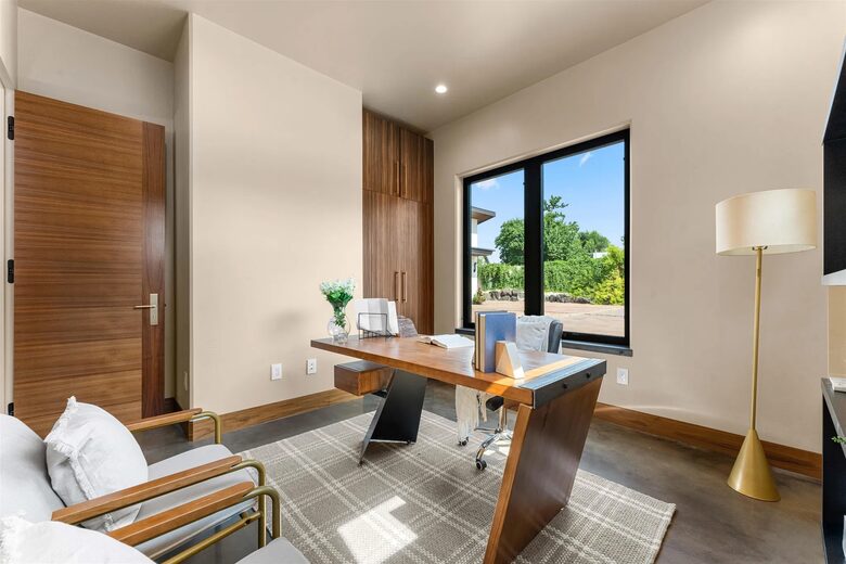 Graceful Living on Over Three Acres in Idaho Wine Country - Nampa, Idaho