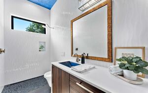 Graceful Living on Over Three Acres in Idaho Wine Country - Nampa, Idaho