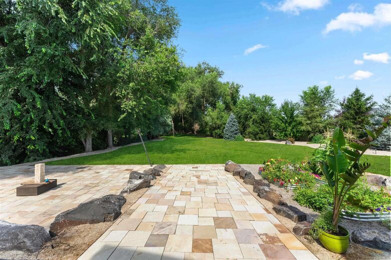 Graceful Living on Over Three Acres in Idaho Wine Country - Nampa, Idaho