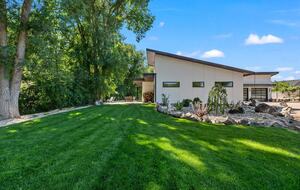 Graceful Living on Over Three Acres in Idaho Wine Country - Nampa, Idaho