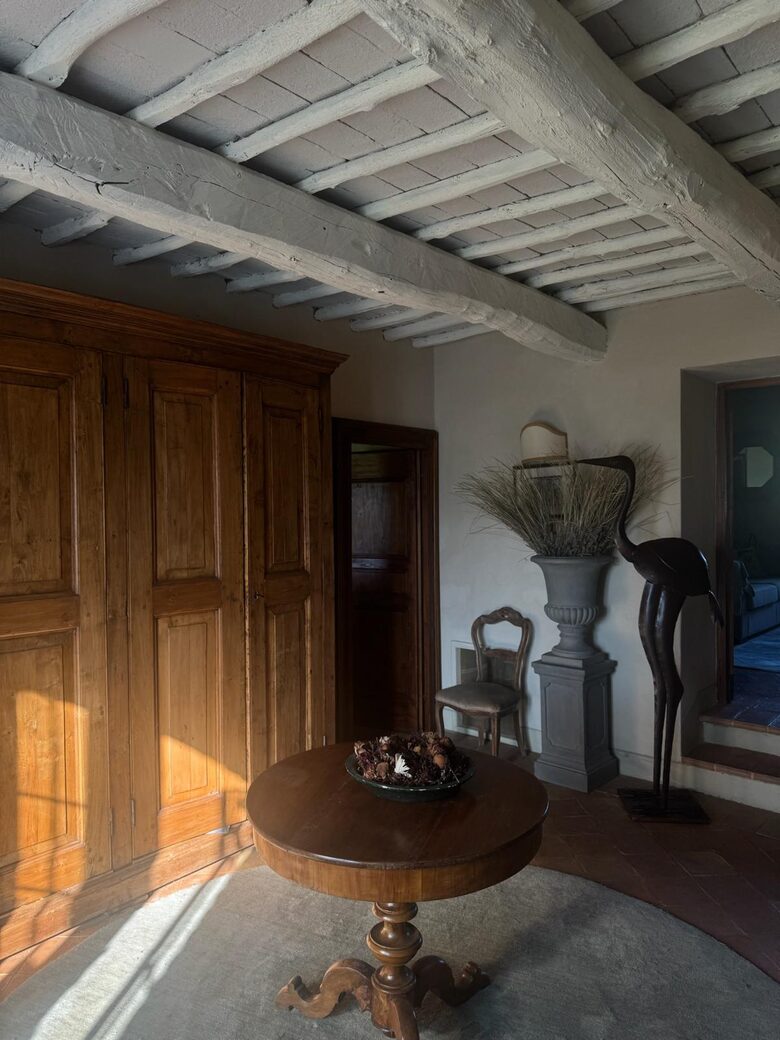 A Timeless Umbrian Estate with Private Pool & Countryside Views - Castel Giorgio, Italy