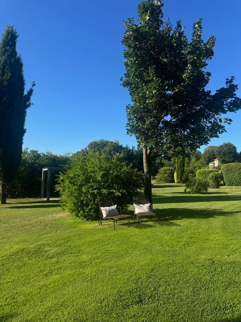 A Timeless Umbrian Estate with Private Pool & Countryside Views - Castel Giorgio, Italy