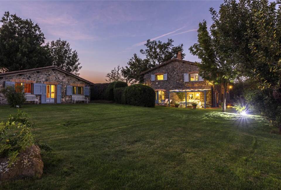 A Timeless Umbrian Estate with Private Pool & Countryside Views - Castel Giorgio, Italy