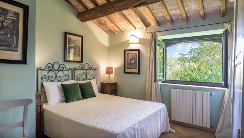 A Timeless Umbrian Estate with Private Pool & Countryside Views - Castel Giorgio, Italy