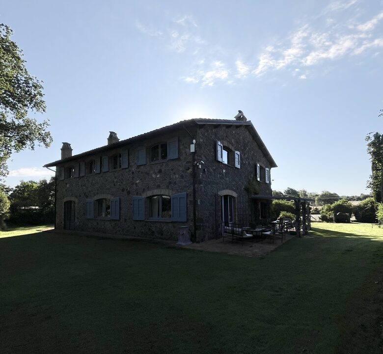 A Timeless Umbrian Estate with Private Pool & Countryside Views - Castel Giorgio, Italy