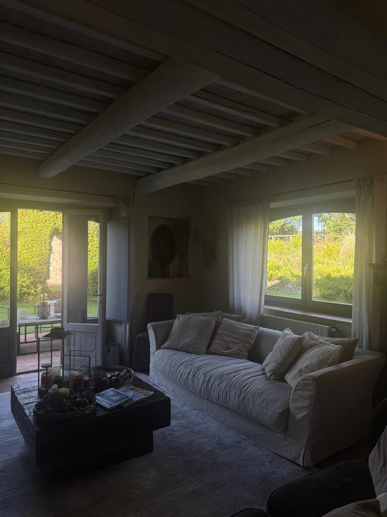 A Timeless Umbrian Estate with Private Pool & Countryside Views - Castel Giorgio, Italy