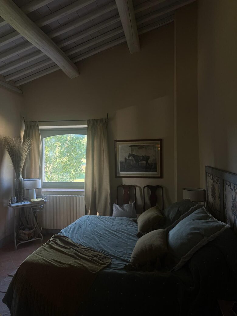 A Timeless Umbrian Estate with Private Pool & Countryside Views - Castel Giorgio, Italy