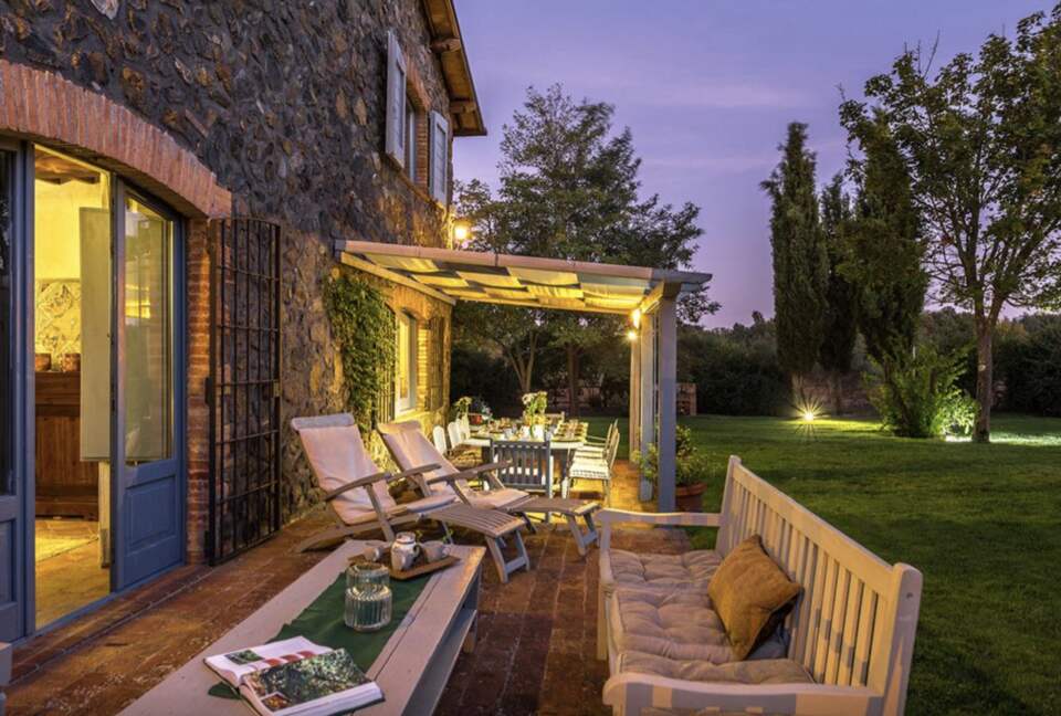 A Timeless Umbrian Estate with Private Pool & Countryside Views - Castel Giorgio, Italy