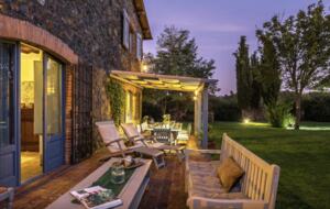 A Timeless Umbrian Estate with Private Pool & Countryside Views - Castel Giorgio, Italy