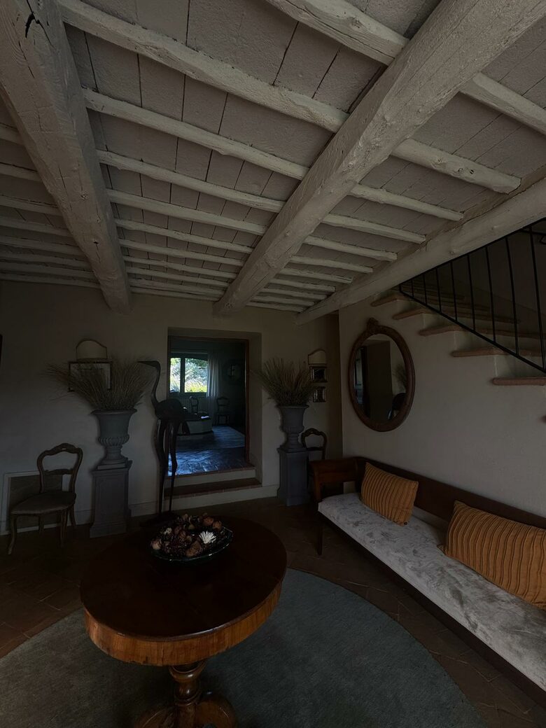 A Timeless Umbrian Estate with Private Pool & Countryside Views - Castel Giorgio, Italy