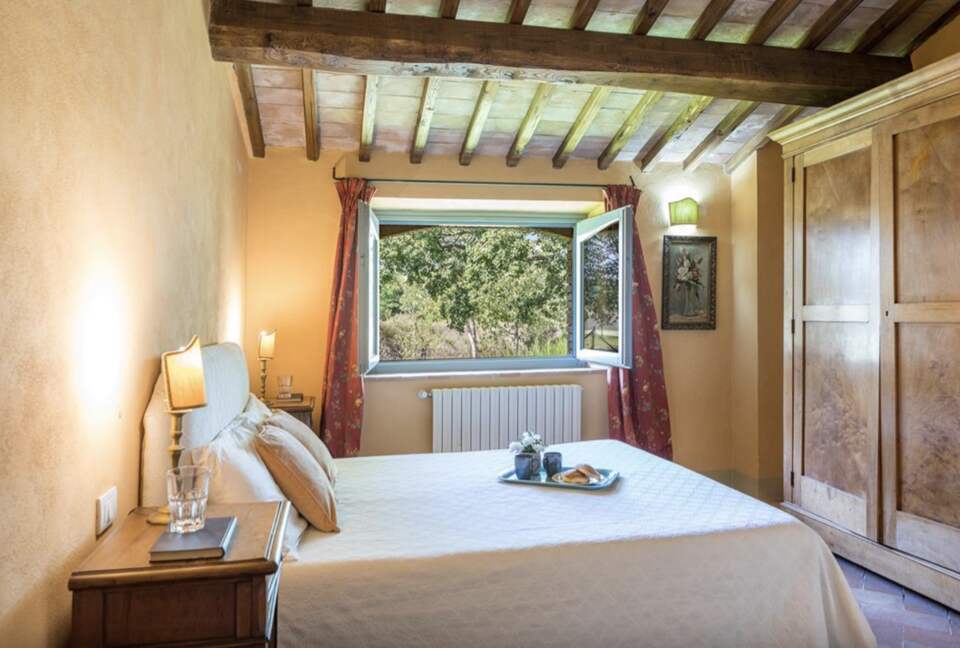 A Timeless Umbrian Estate with Private Pool & Countryside Views - Castel Giorgio, Italy