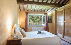 A Timeless Umbrian Estate with Private Pool & Countryside Views - Castel Giorgio, Italy