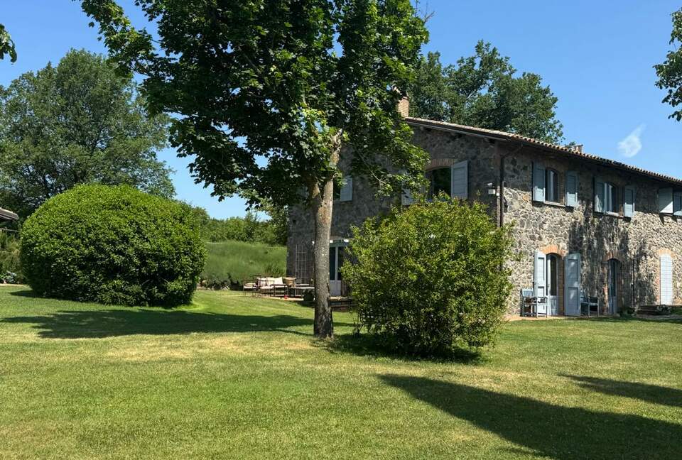A Timeless Umbrian Estate with Private Pool & Countryside Views - Castel Giorgio, Italy