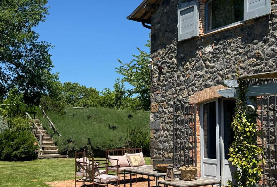 A Timeless Umbrian Estate with Private Pool & Countryside Views - Castel Giorgio, Italy