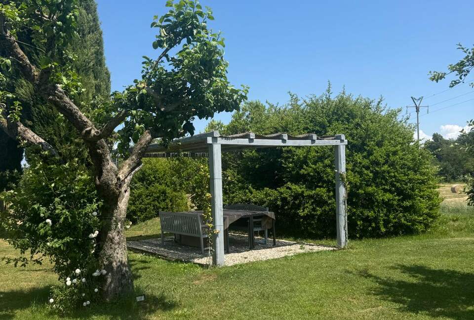 A Timeless Umbrian Estate with Private Pool & Countryside Views - Castel Giorgio, Italy