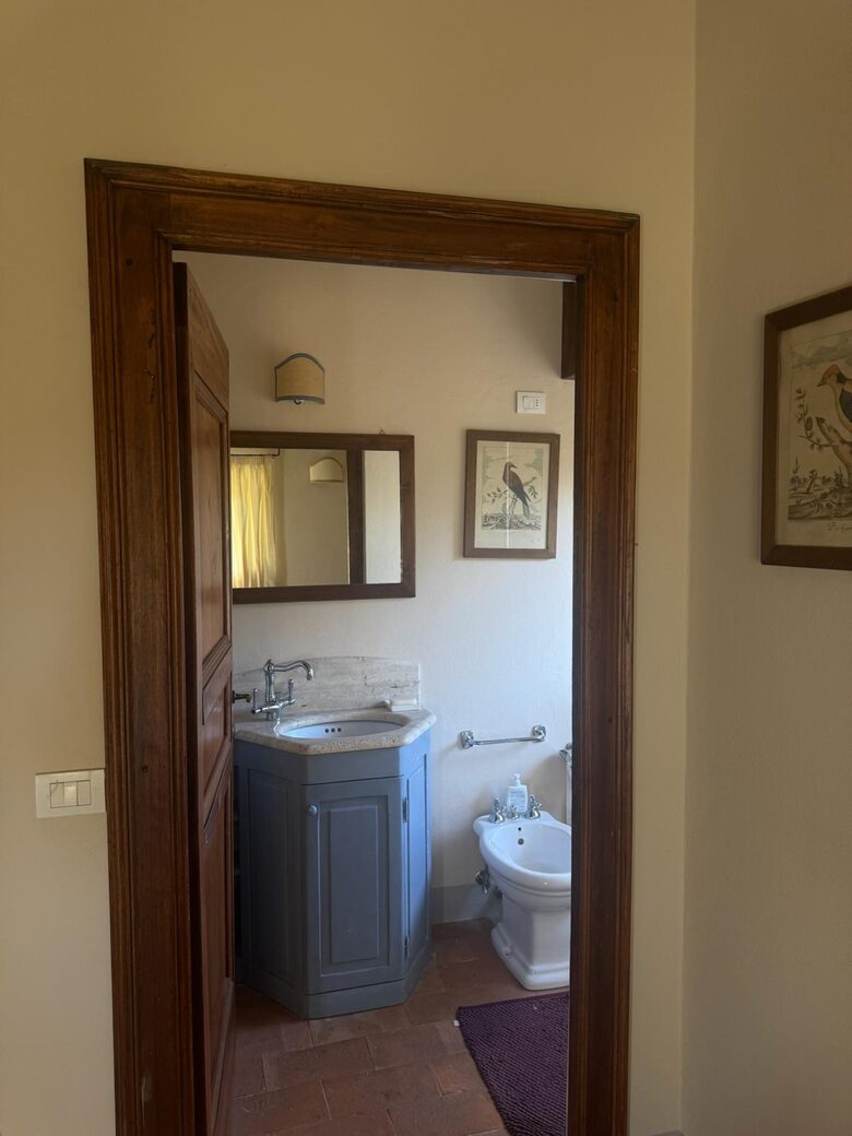 A Timeless Umbrian Estate with Private Pool & Countryside Views - Castel Giorgio, Italy