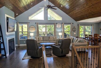 Mountainview Lakeside Escape - LaFollette, Tennessee