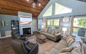 Mountainview Lakeside Escape - LaFollette, Tennessee