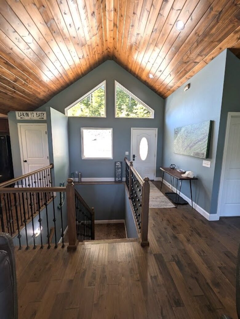 Mountainview Lakeside Escape - LaFollette, Tennessee