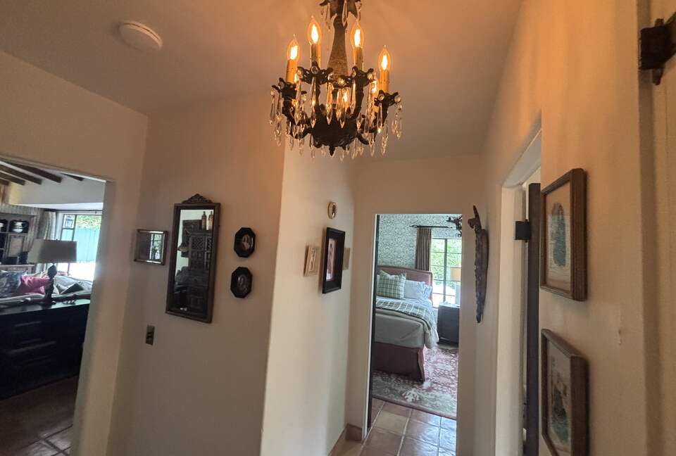 A Charming 1930s Spanish Hideaway near downtown Palm Springs - Palm Springs, California