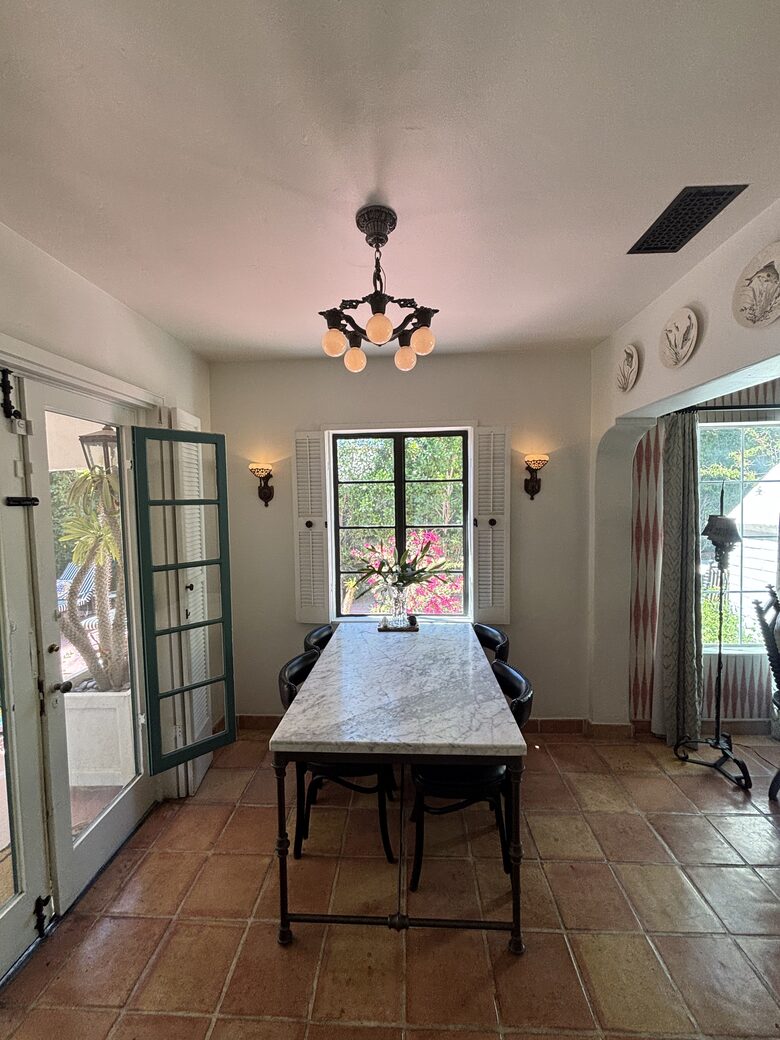 A Charming 1930s Spanish Hideaway near downtown Palm Springs - Palm Springs, California