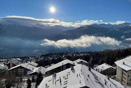 Elegant Three-Bedroom Residence in Crans-Montana - Crans-Montana, Switzerland