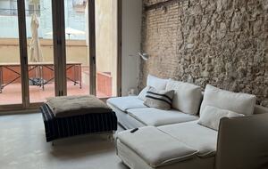 Living room with 75-inch 4K TV