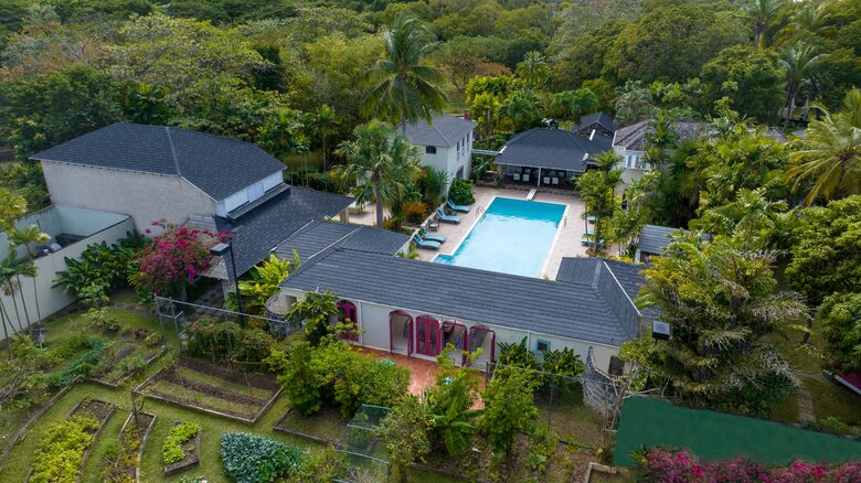 Bon Vivant Villa - St. James, Barbados