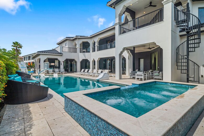 The Kingdom at Reunion - Kissimmee, Florida