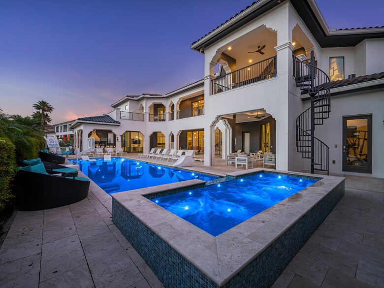 The Kingdom at Reunion - Kissimmee, Florida