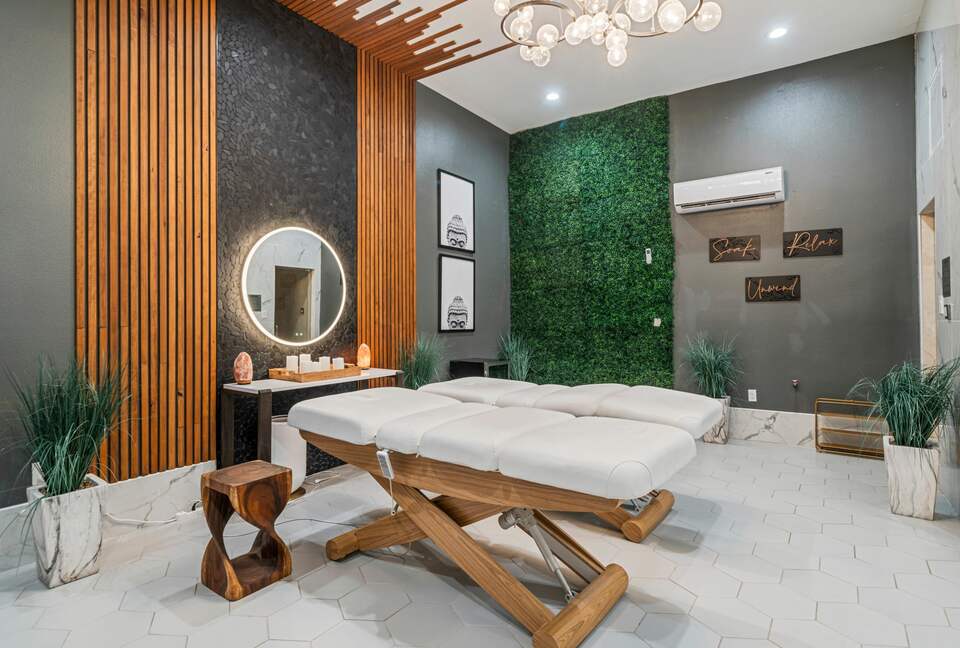 The Kingdom at Reunion - Kissimmee, Florida