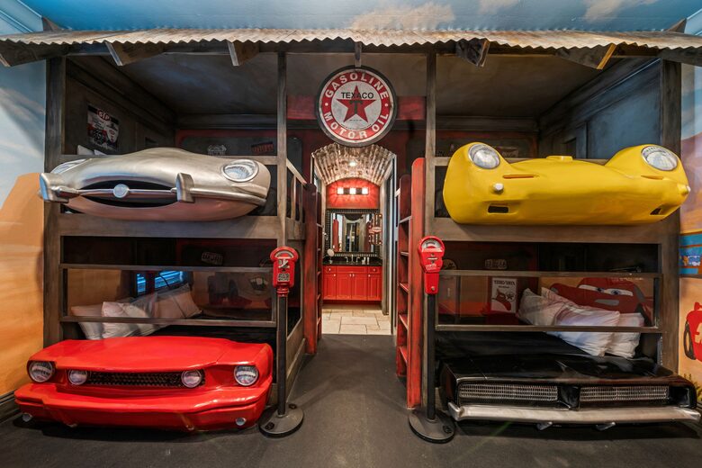 The Kingdom at Reunion - Kissimmee, Florida