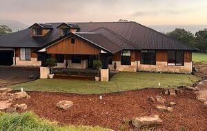 Sophisticated Escape in the Heart of Nature - Beaumont, Australia