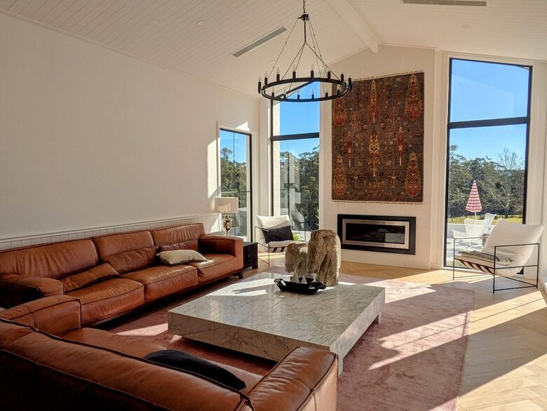 Sophisticated Escape in the Heart of Nature - Beaumont, Australia