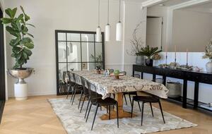 Sophisticated Escape in the Heart of Nature - Beaumont, Australia