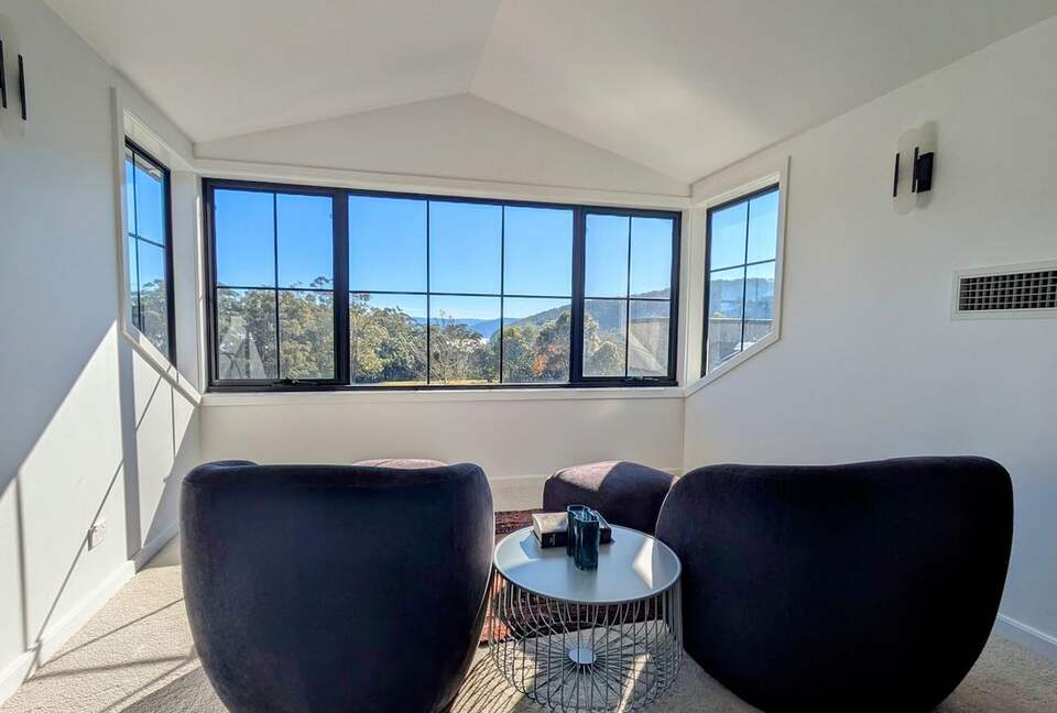 Sophisticated Escape in the Heart of Nature - Beaumont, Australia